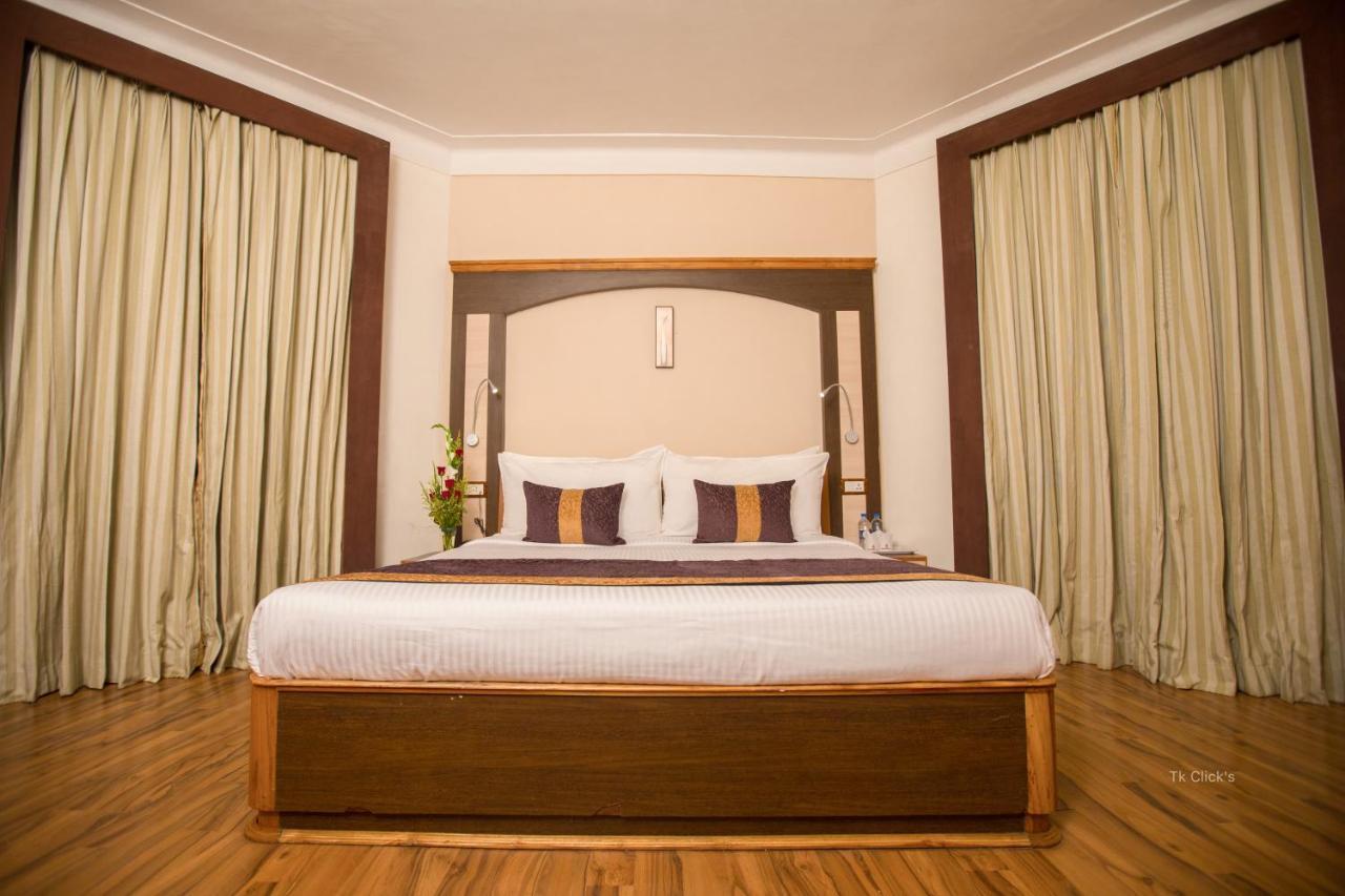 Hotel Kodai International Kodaikanal Rum bild