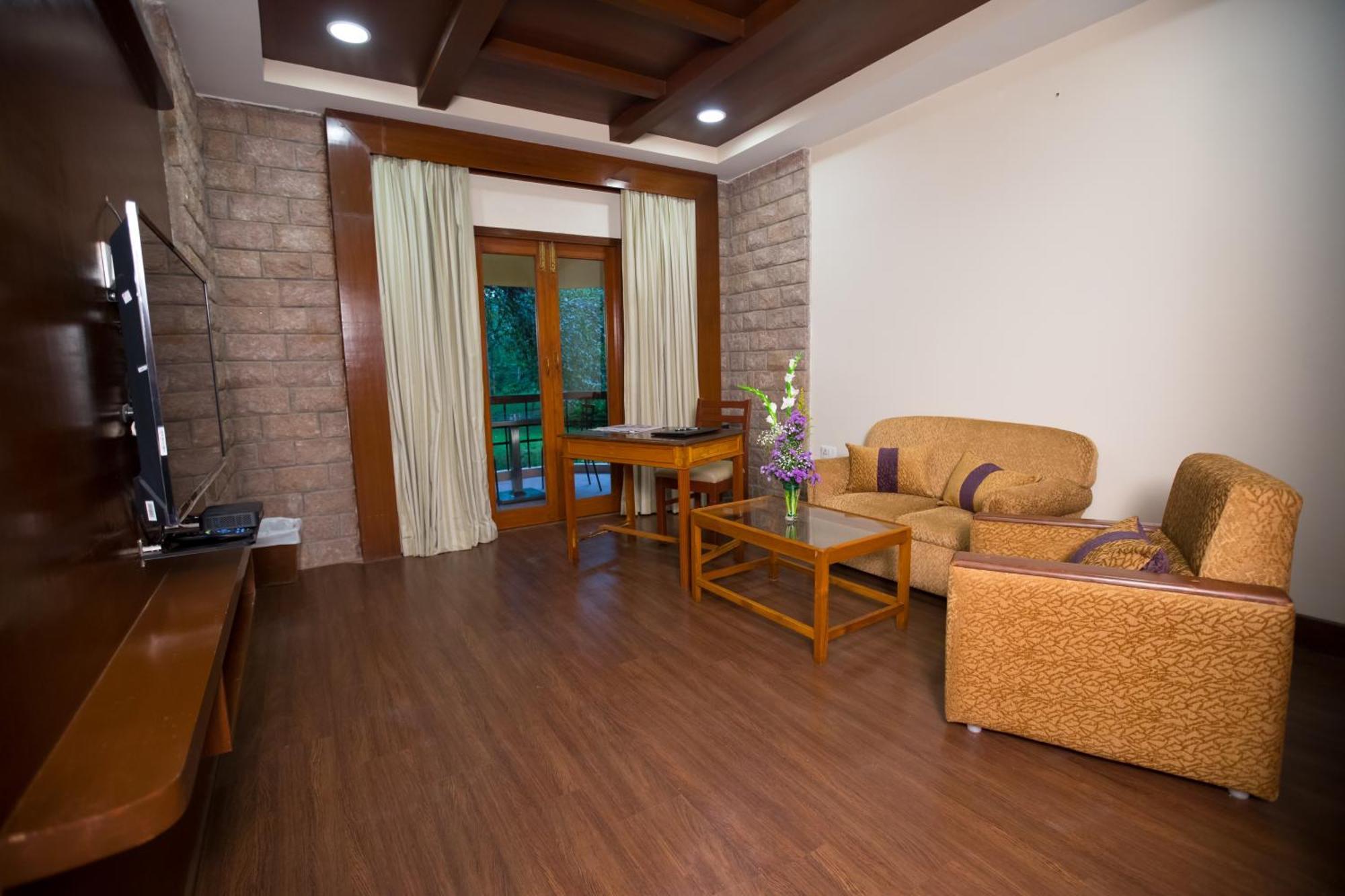 Hotel Kodai International Kodaikanal Rum bild
