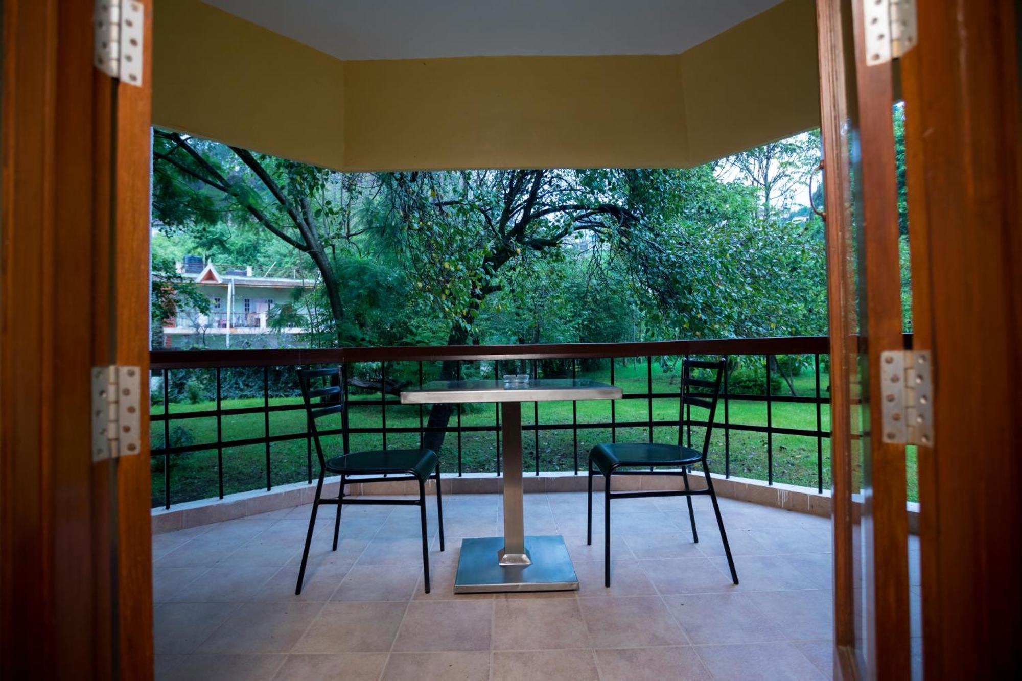 Hotel Kodai International Kodaikanal Rum bild