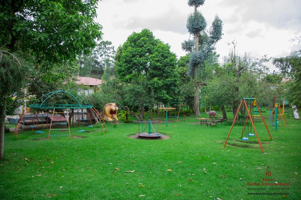 Hotel Kodai International Kodaikanal Exteriör bild