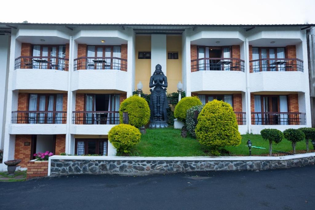 Hotel Kodai International Kodaikanal Exteriör bild